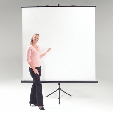 Tripod Projector Screen